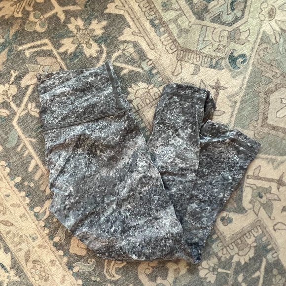 Lululemon wunder under cropped leggings - Picture 3 of 7